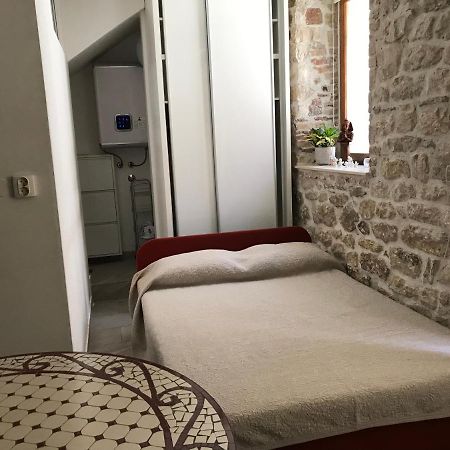 Figa Studio Apartman Каштела Екстер'єр фото